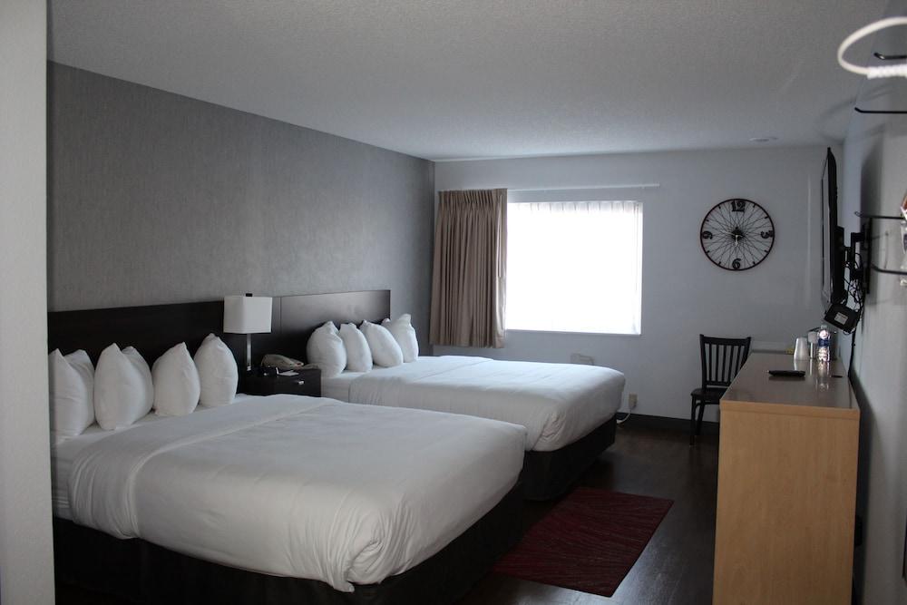 Red Lion Inn & Suites Ontario Exterior photo