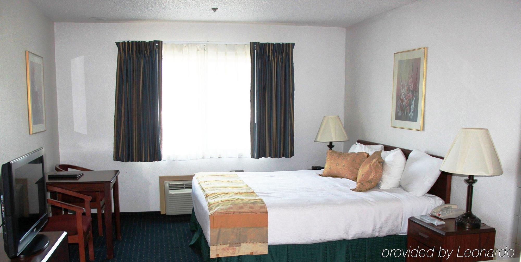 Red Lion Inn & Suites Ontario Exterior photo