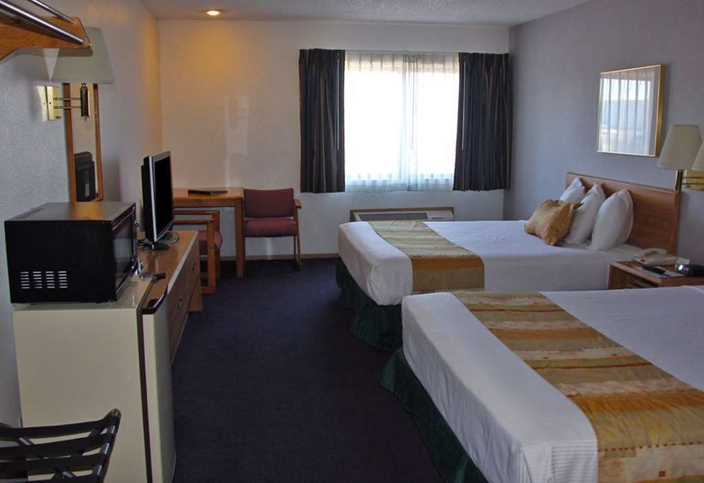 Red Lion Inn & Suites Ontario Room photo